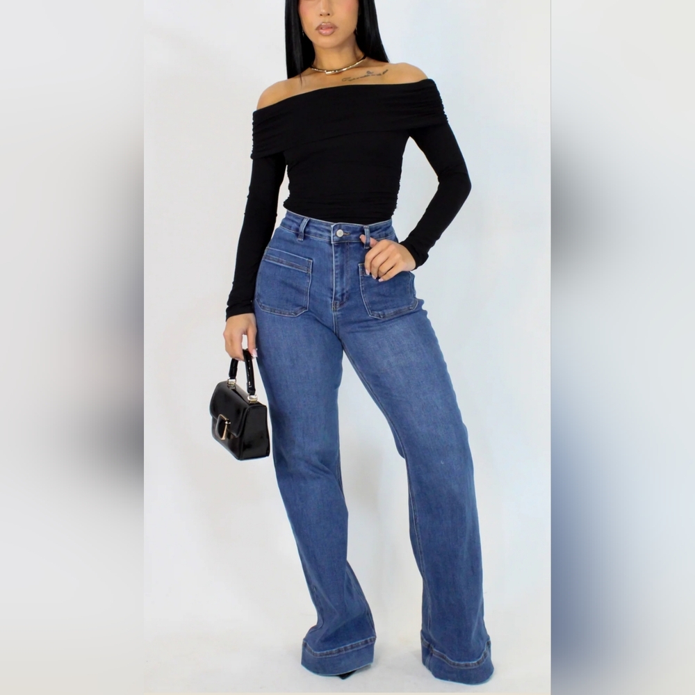 044. Classic Blue Wide Leg Jeans